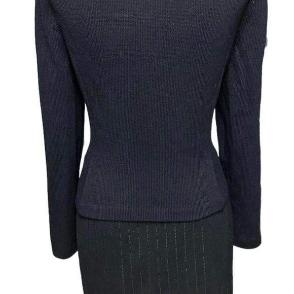 St. John skirt suit - Picture 5 of 5